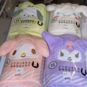 Hello kitty and Friends Hand Towel - SO soft and plush! Super absorbent 13"*28"